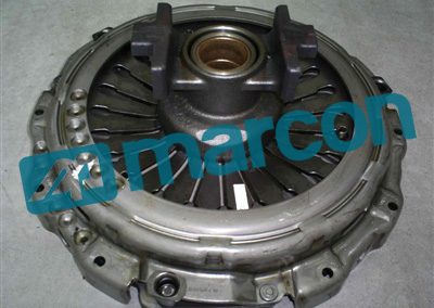 1979.03 – 3483 000 057:80S – PLATO DE EMBREAGEM REMANUFATURADO. VWC/FORD (CAMINHOES ATE 220CV) S/SERVO – COM TUBO GUIA – 38OMM